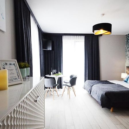 Apartamenty Biala Sowa Czarna Gora سيينا المظهر الخارجي الصورة